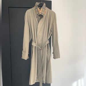 Burberry Vintage trench sizes XS-M
